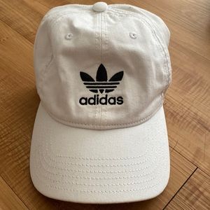 Adidas women’s fit hat